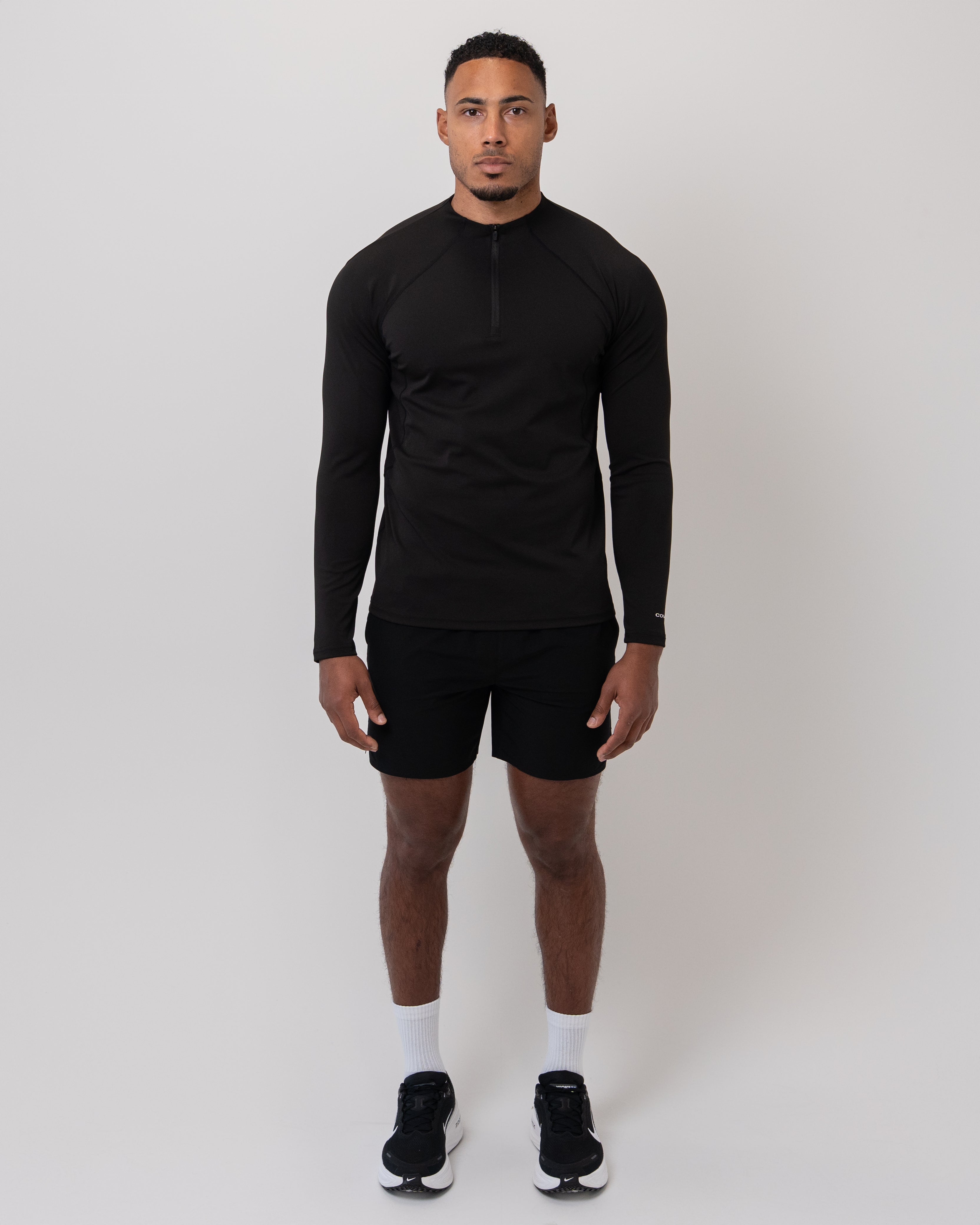 DAILY BLACK 1/4 ZIP